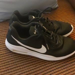 Ladies Nike Air Running Shoes